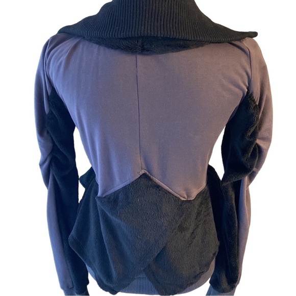 ANGELS Never Die- Statement Jacket- size Medium - Picture 3 of 9